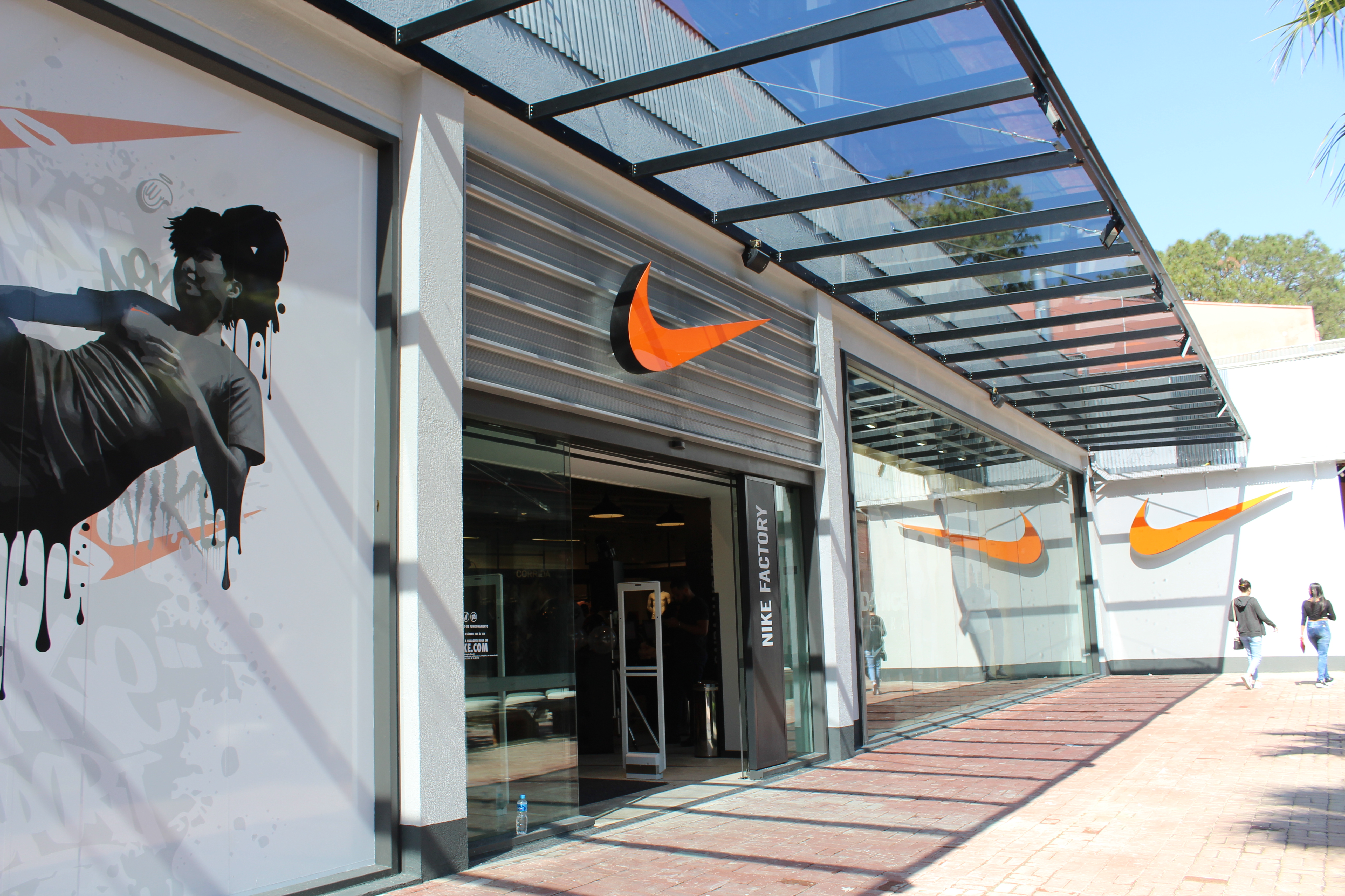 Maior loja da Nike do Brasil é inaugurada no Só Marcas Outlet Jornal