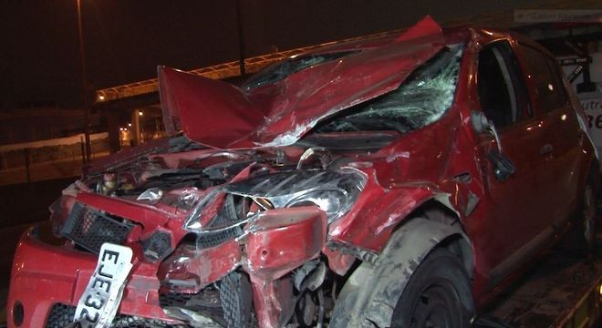 Avenida de Guarulhos é usada para a disputa de rachas - 17/02/2021