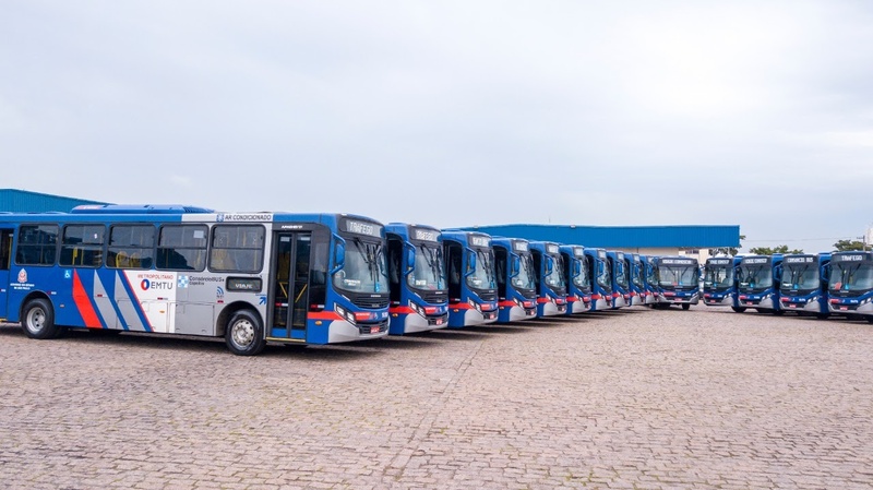 Três linhas de ônibus terão horários alterados aos sábados em