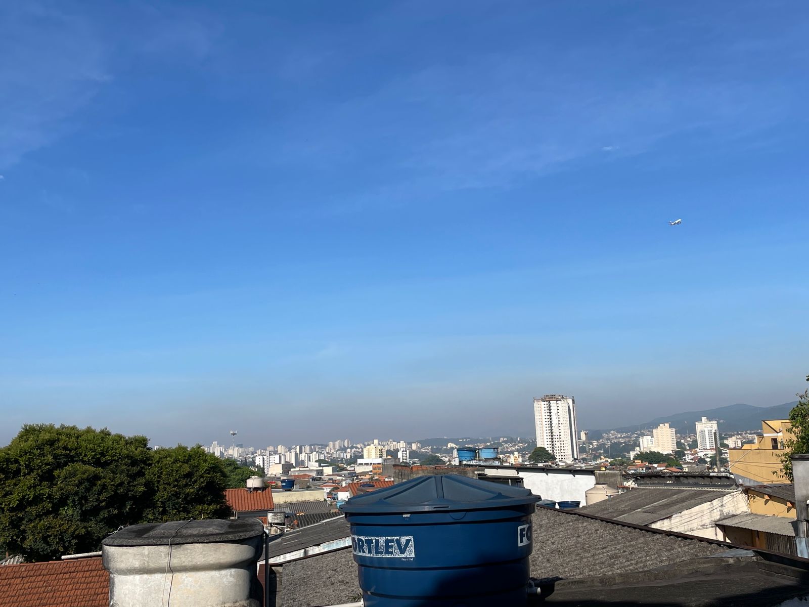 Final de semana terá pancadas de chuva e queda de temperatura no domingo em  Guarulhos - Guarulhos Hoje